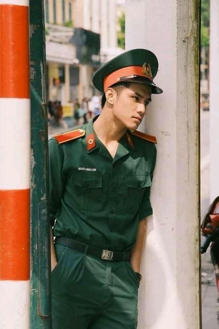 Ảnh công an nam tính