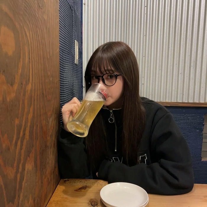 Ảnh gái tóc dài đen nhánh