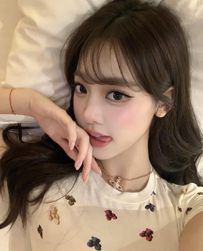 Ảnh gái xinh da trắng dễ thương chuẩn hot girl