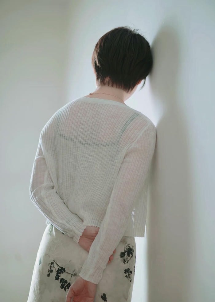 Gái quay lưng dịu dàng điện ảnh