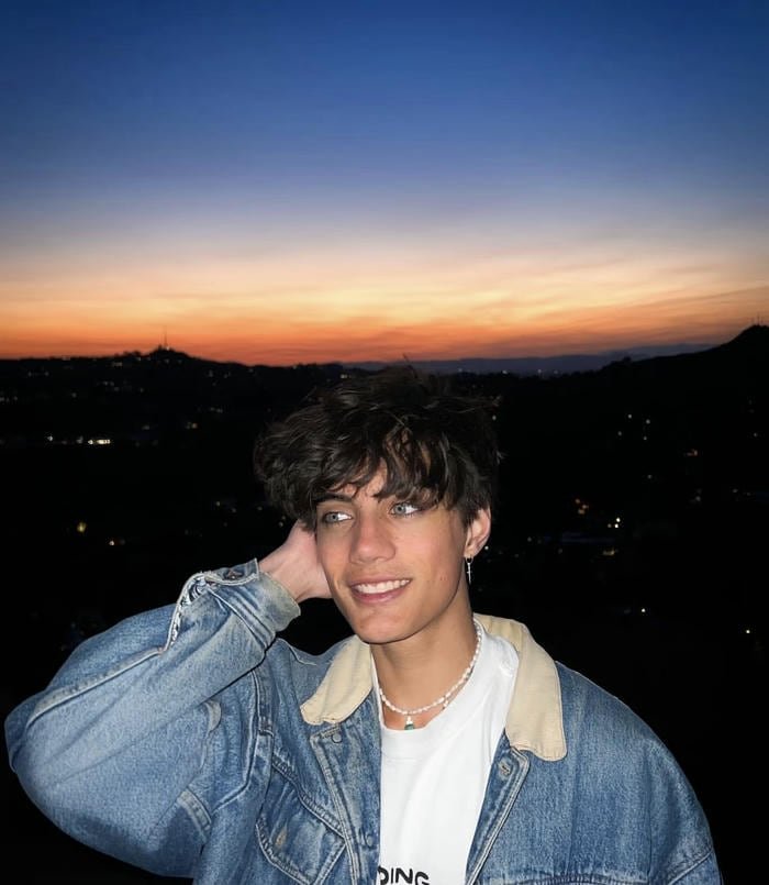 Hình trai đẹp Ấn Độ đầy sức hút