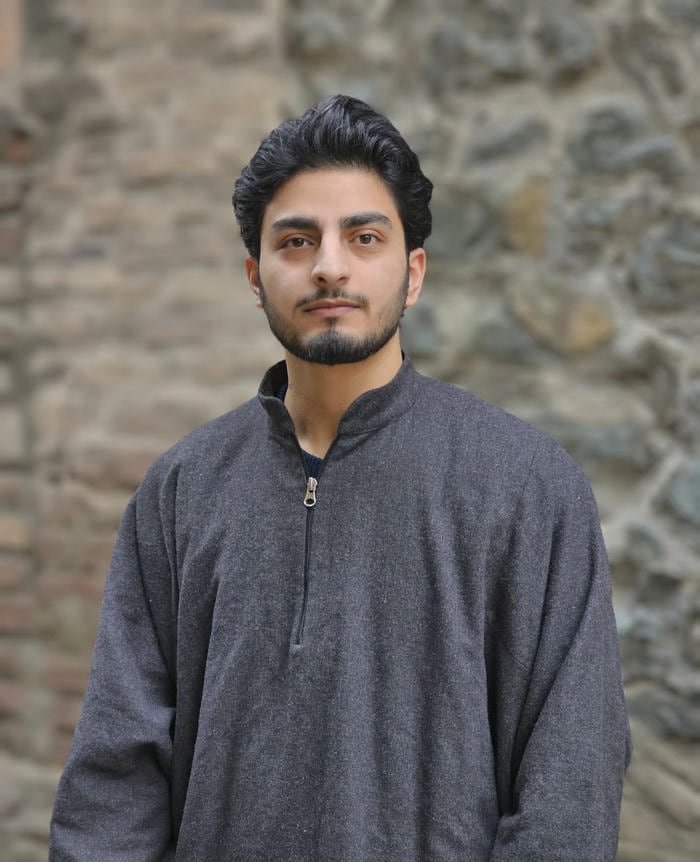 Hình trai đẹp Ấn Độ phong cách trẻ trung