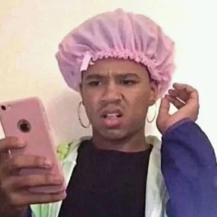 Meme anh da đen trùm mũ khó hiểu