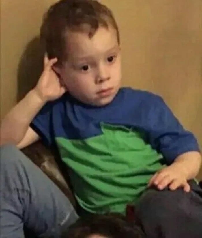 Meme khó hiểu mặt đần