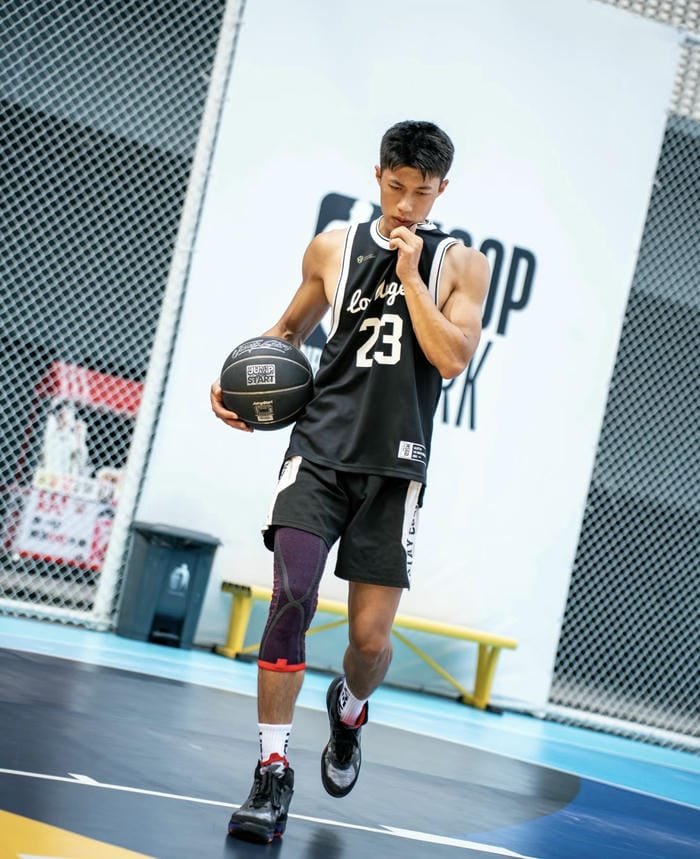 ảnh con trai đẹp tập luyện chăm chỉ