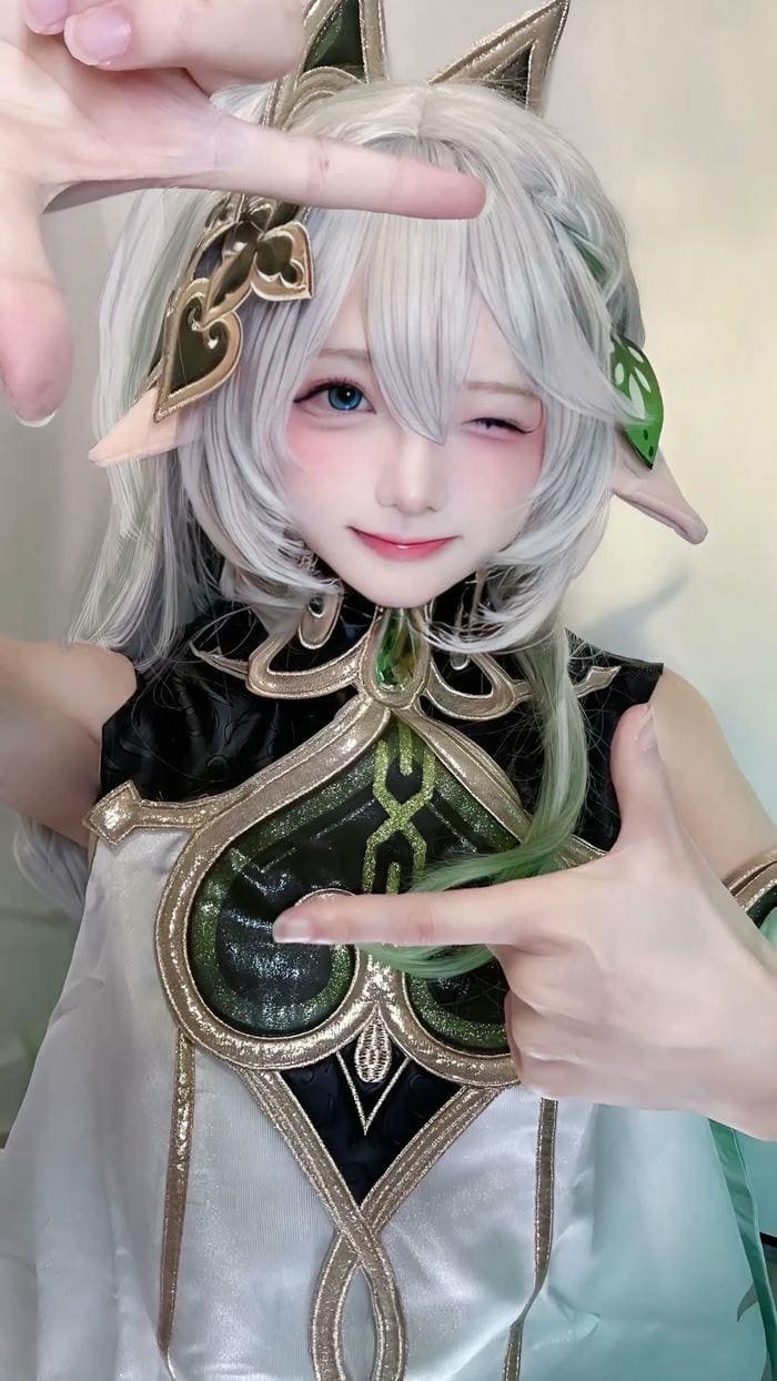 ảnh gái cosplay anime mang phong thái ngọt ngào