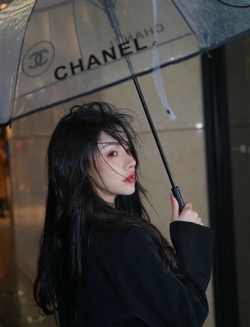 ảnh gái xinh buồn buổi tối