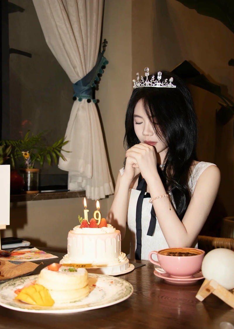 ảnh gái xinh chúc mừng sinh nhật