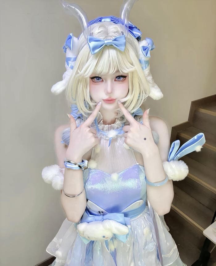 ảnh gái xinh hóa thân trong bộ đồ anime quyến rũ