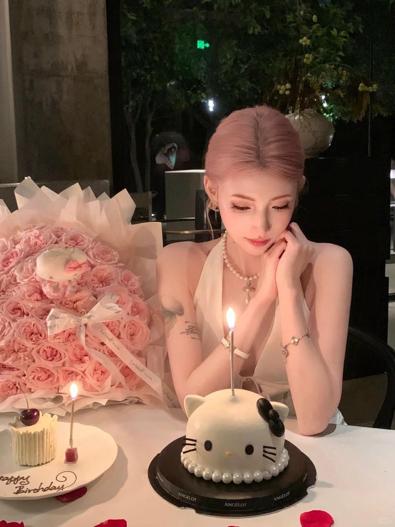 ảnh gái xinh sinh nhật chill