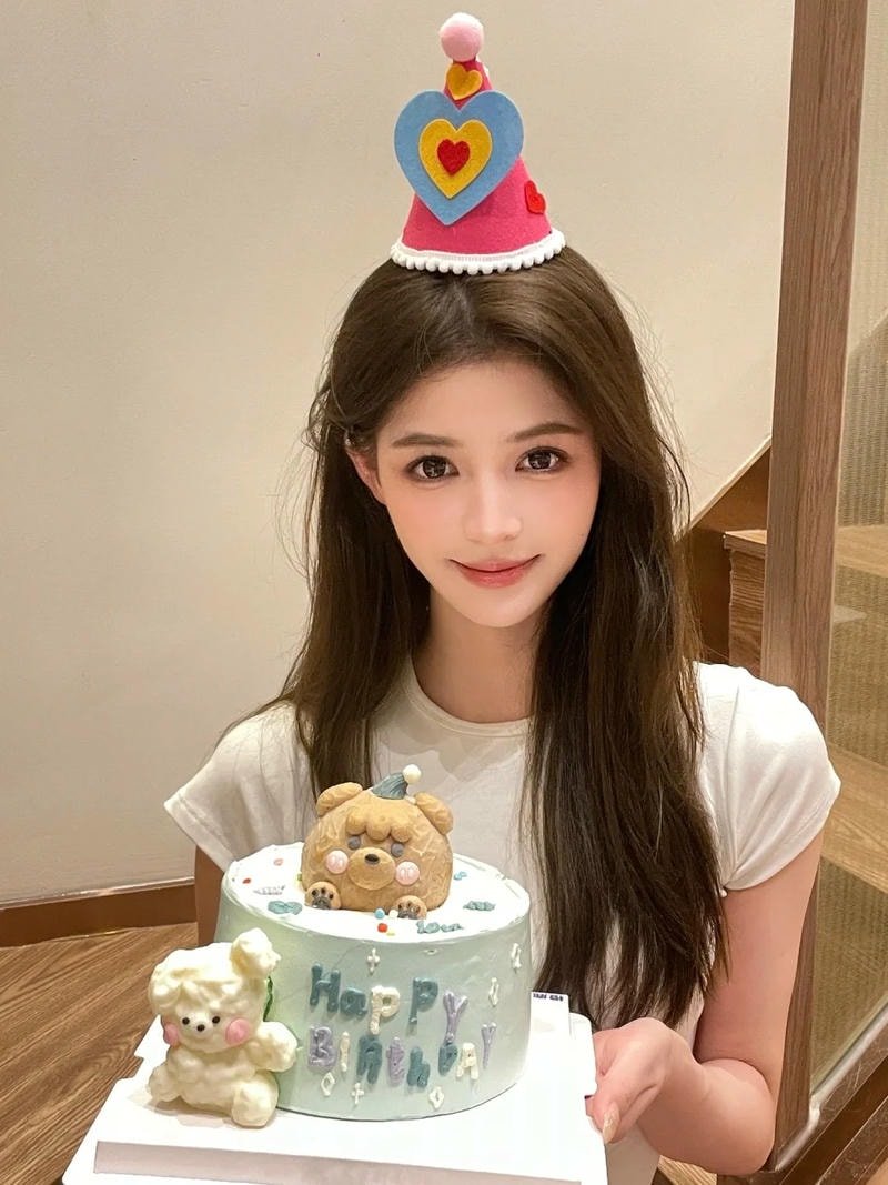 ảnh gái xinh sinh nhật cute