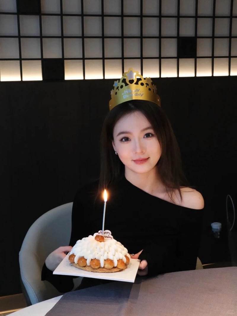 ảnh gái xinh sinh nhật nghệ thuật