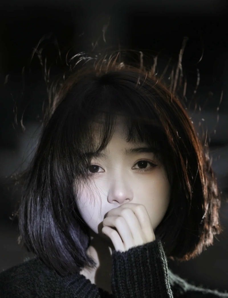 ảnh gái xinh tâm trạng