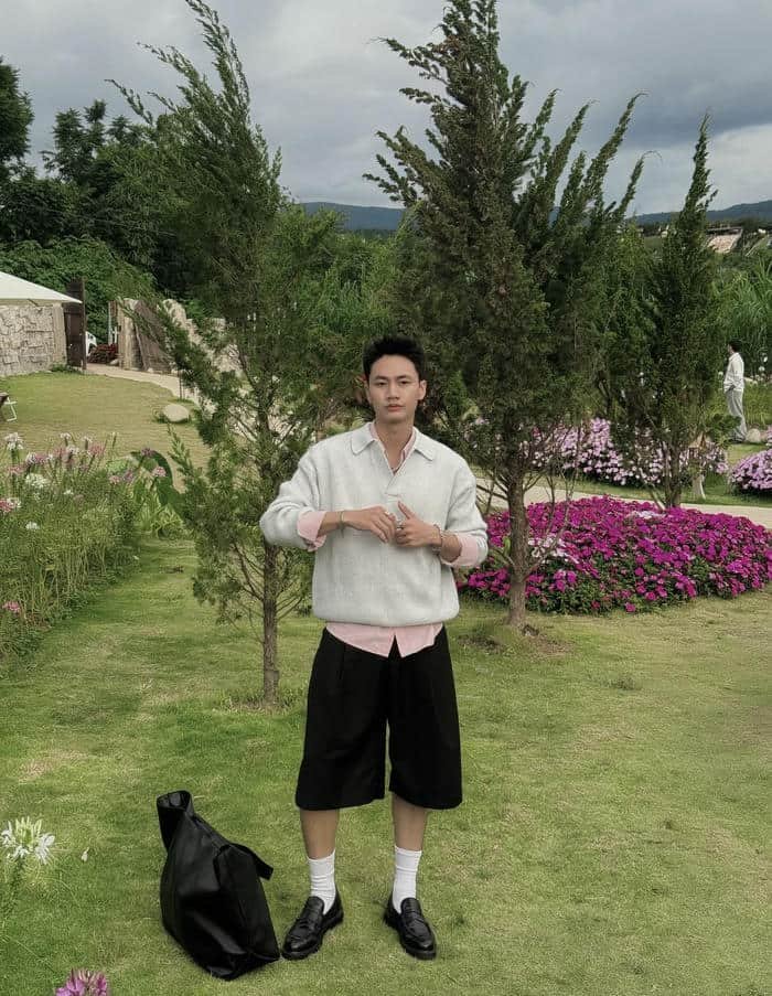 ảnh hotboy TikTok khoe vẻ phong trần