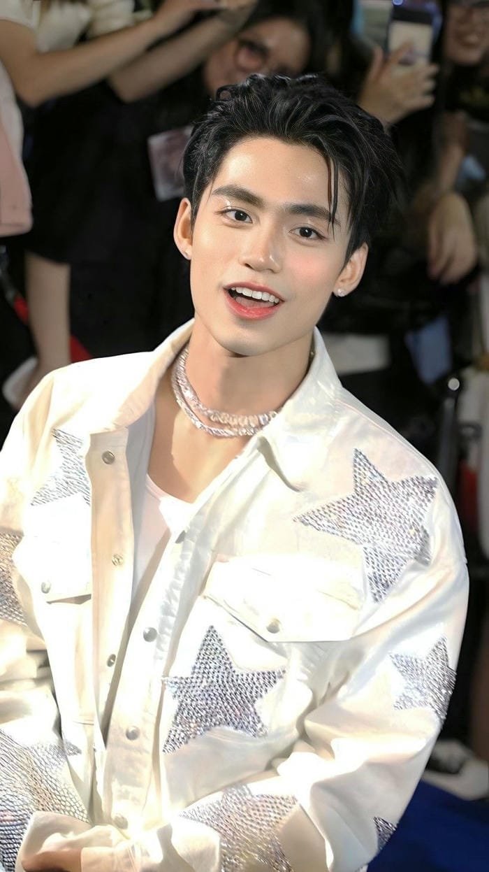 ảnh hotboy Việt TikTok diện áo len ấm áp