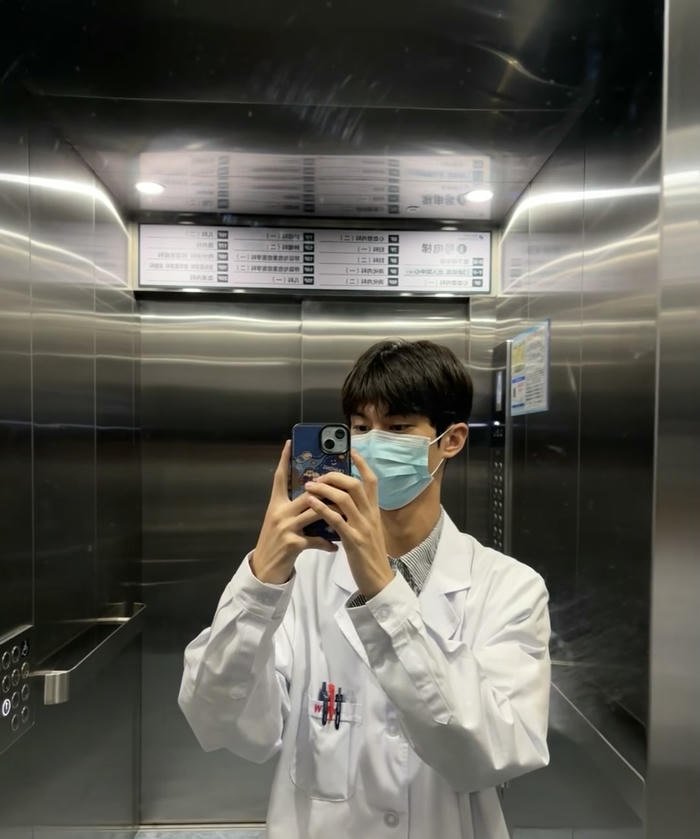 ảnh trai đầu nấm cuốn hút