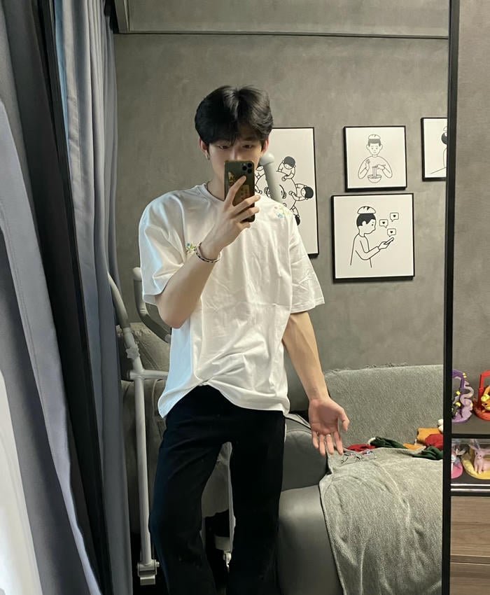 ảnh trai đầu nấm hiện đại