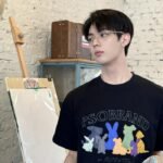 ảnh trai đeo kính ánh mắt sâu