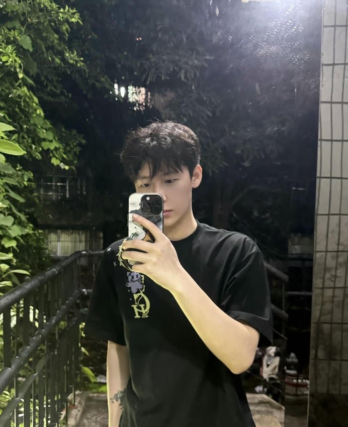 ảnh trai đẹp ánh mắt sâu