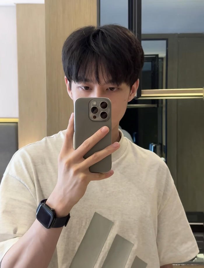 ảnh trai đẹp bí ẩn cuốn hút