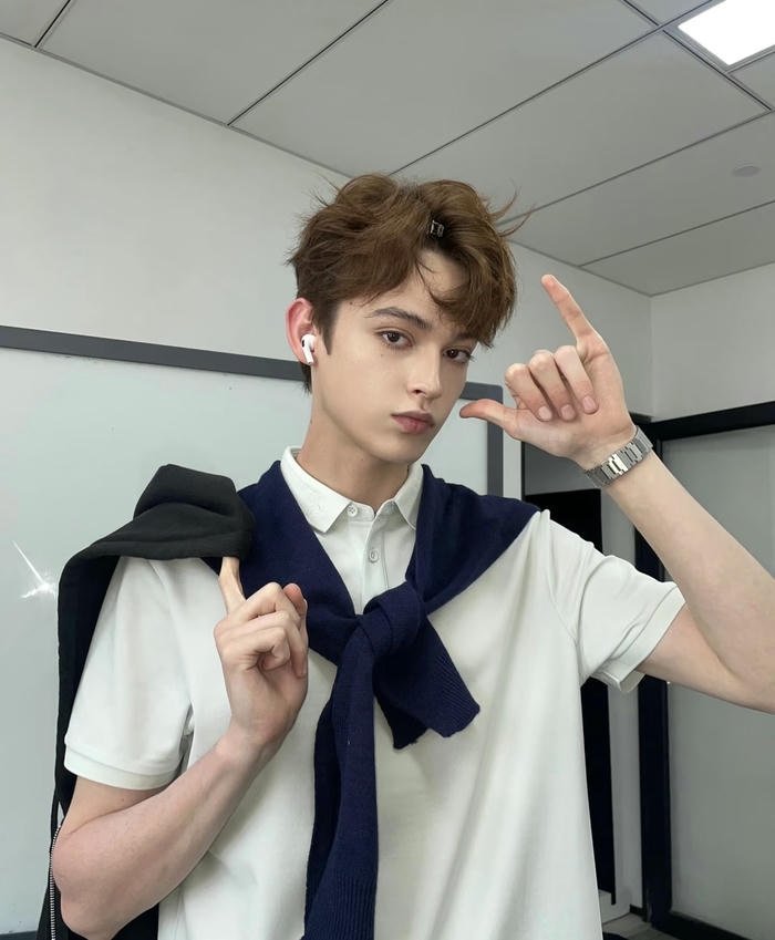 ảnh trai ngầu mặt lạnh