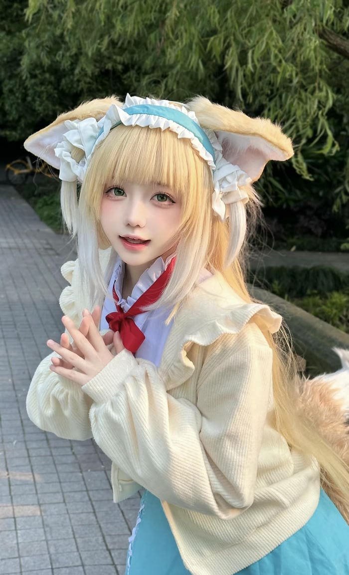 gái xinh cosplay anime với phong cách cá tính