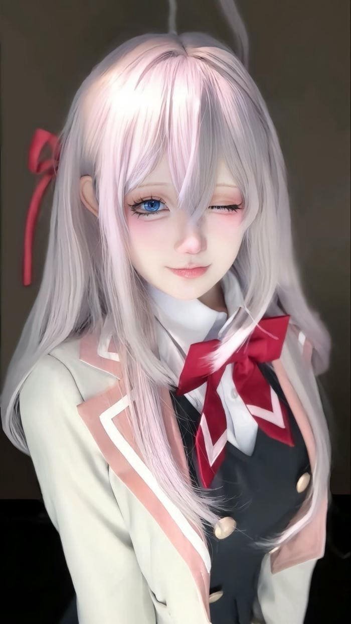 gái xinh cosplay nhân vật hoạt hình đầy sống động