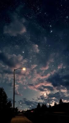 hình ảnh bầu trời đêm buồn ánh sao và đèn đường