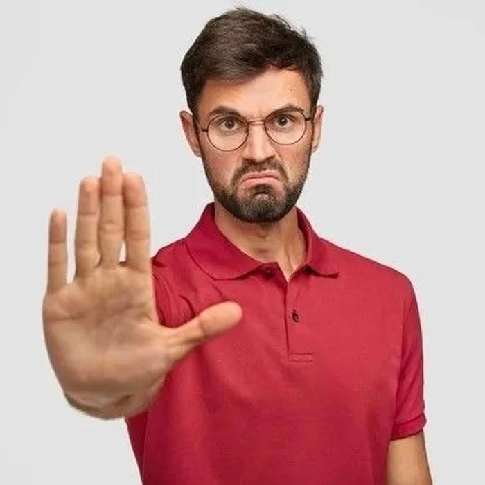 meme chê giơ tay