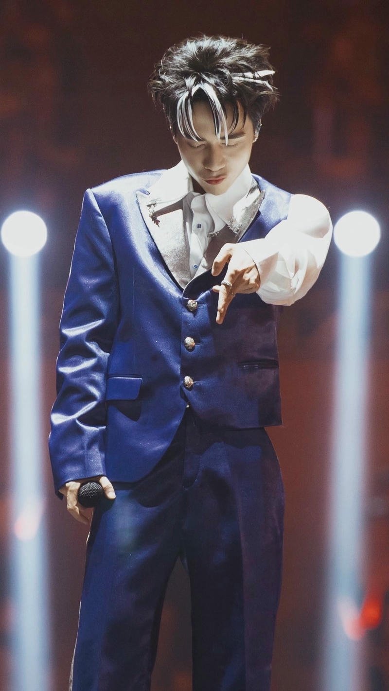 ảnh nền quang hùng masterd mạnh mẽ