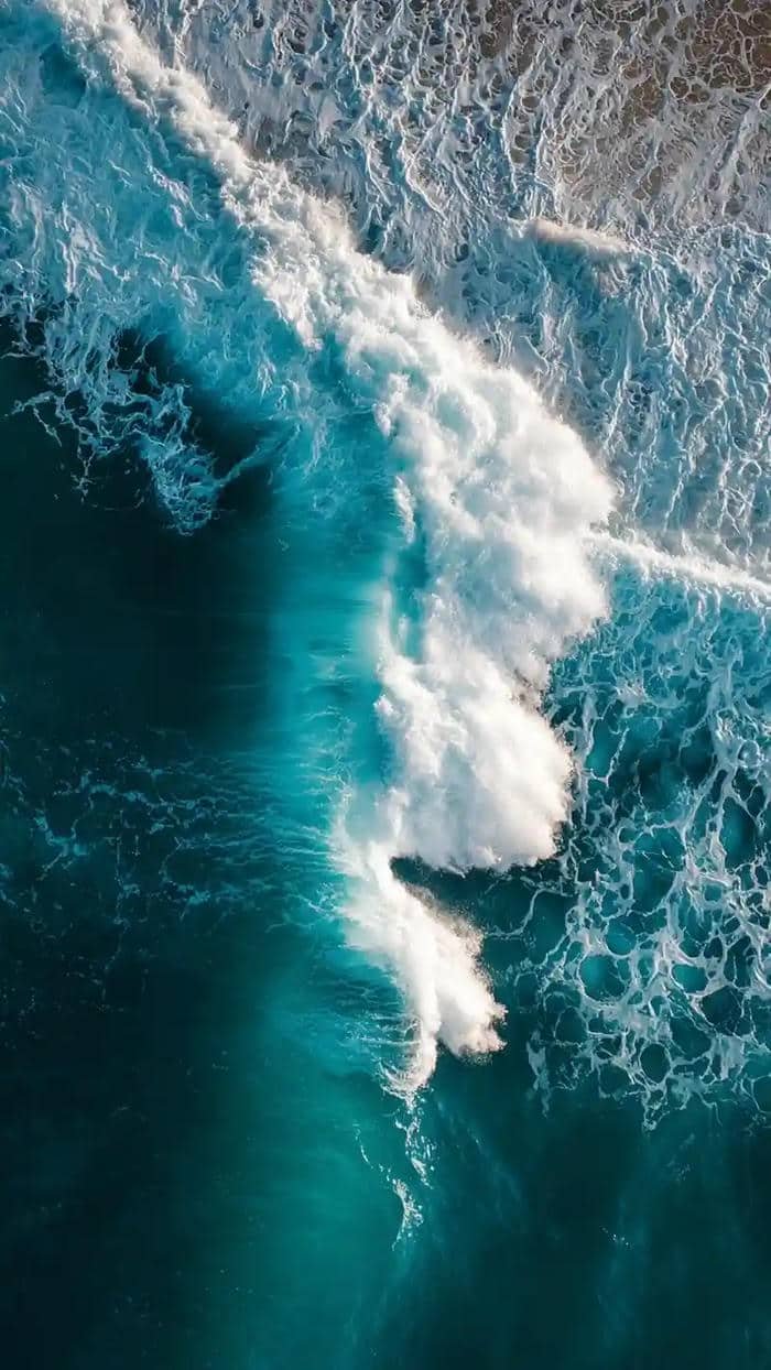 hình ảnh sóng biển dữ dội nhất