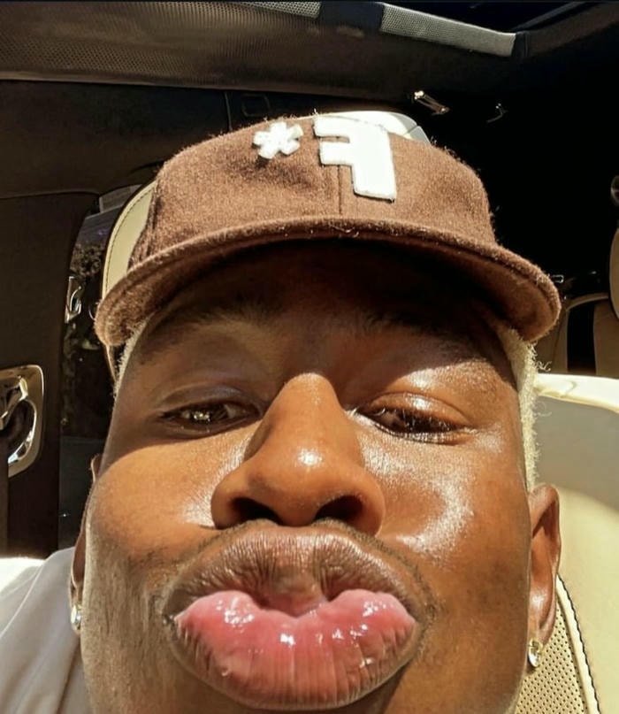 Meme anh da đen viral