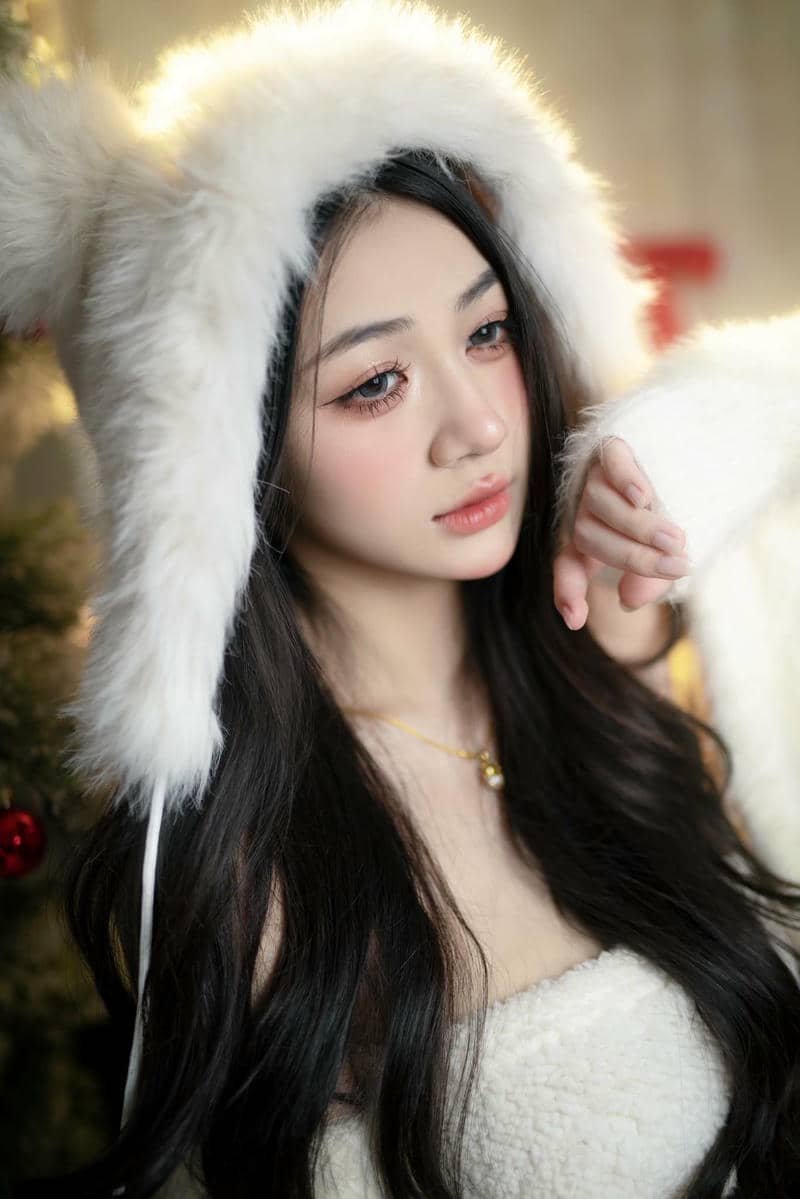 TikToker Trần Hà Linh