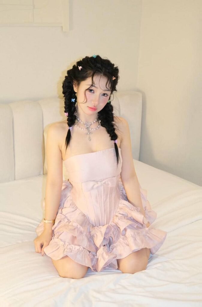 ảnh chân dung Trần Hà Linh