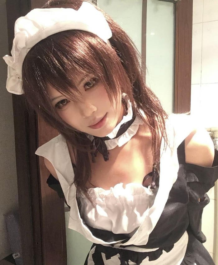 chi tiết cosplay hầu gái
