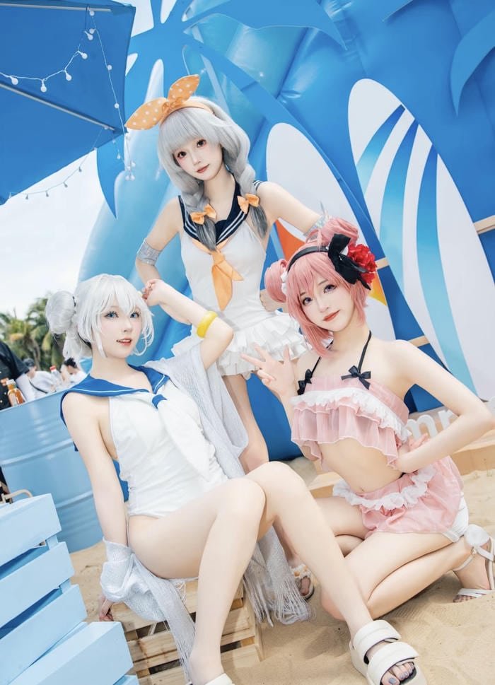 form đẹp gái xinh cosplay mặc bikini