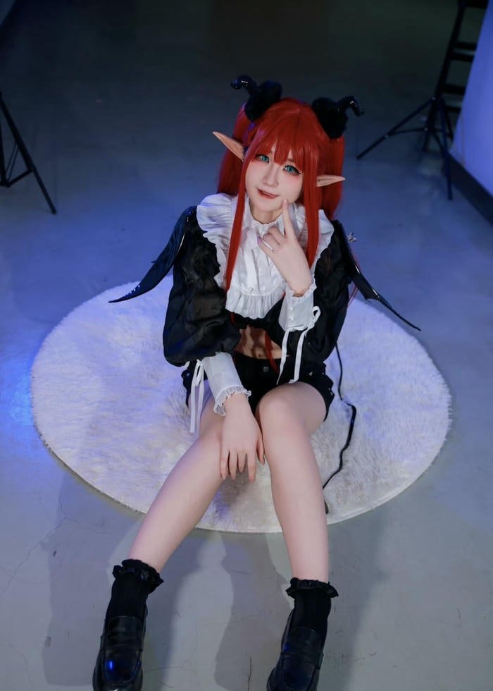 khung gợi ảnh sexy anime cosplay