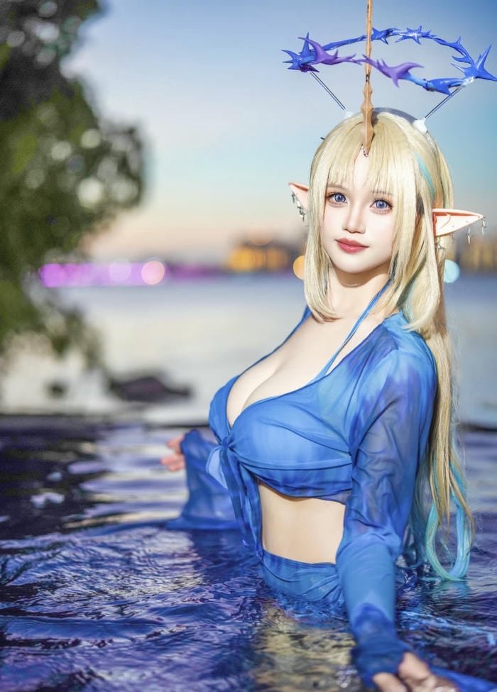 nét cuốn gái xinh cosplay mặc bikini