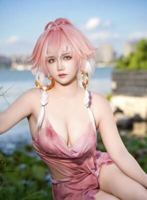 tone mịn gái xinh cosplay mặc bikini